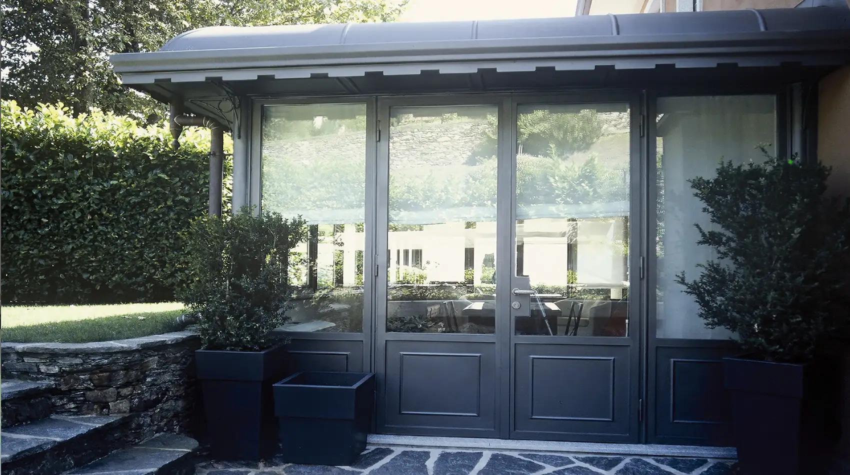 D – small romantic conservatory